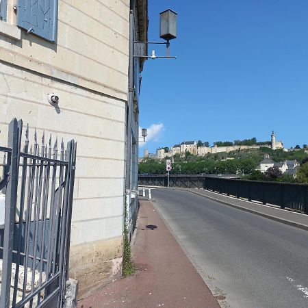 Agreable Maison De Ville Au Coeur De Chinon Exteriör bild